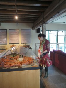 The nine realms mo looking at 3d  map of kings lynn